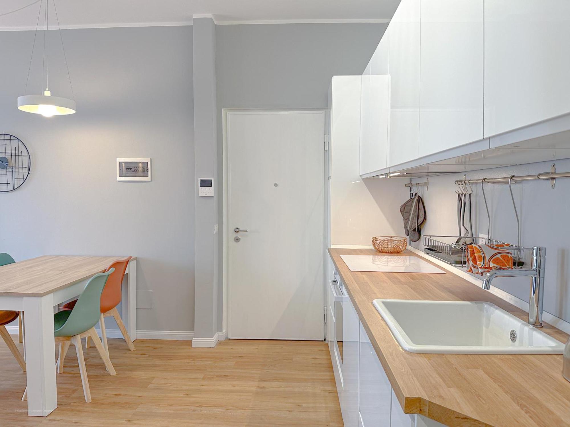 Torre 24 - Luxury Naviglio Suite Милан Экстерьер фото